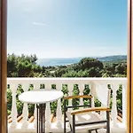 Panorama Updated With Infinity Pool Apartment